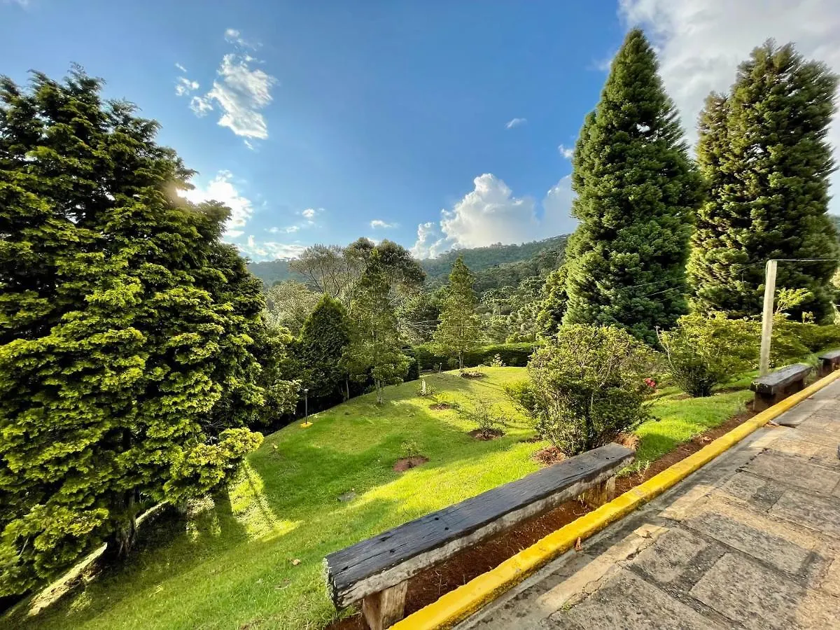 Casa Pinho Bravo Hotel Campos do Jordao 0*,  Brazil